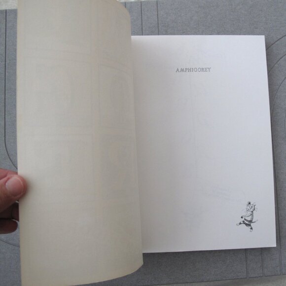 Edward Gorey Amphigorey: 15 Books in one An illustrated collection of 15 stories - Picture 5 of 8